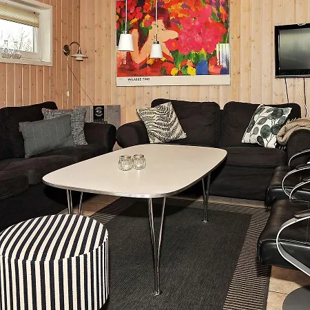 Σπίτι διακοπών Four-bedroom Holiday In 2 Oksbøl